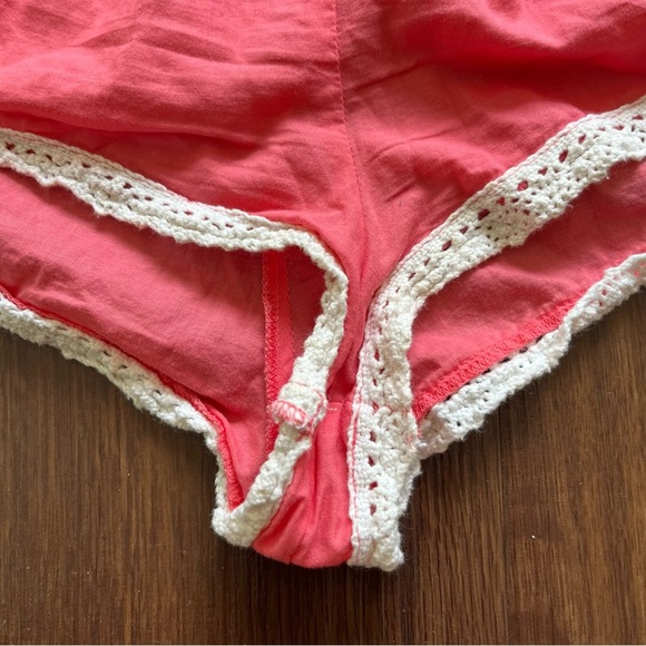 Y2K 2003 Victoria's Secret Embroidered Bloomer Shorts Pink Crochet Lace Coquette - Picture 3 of 9
